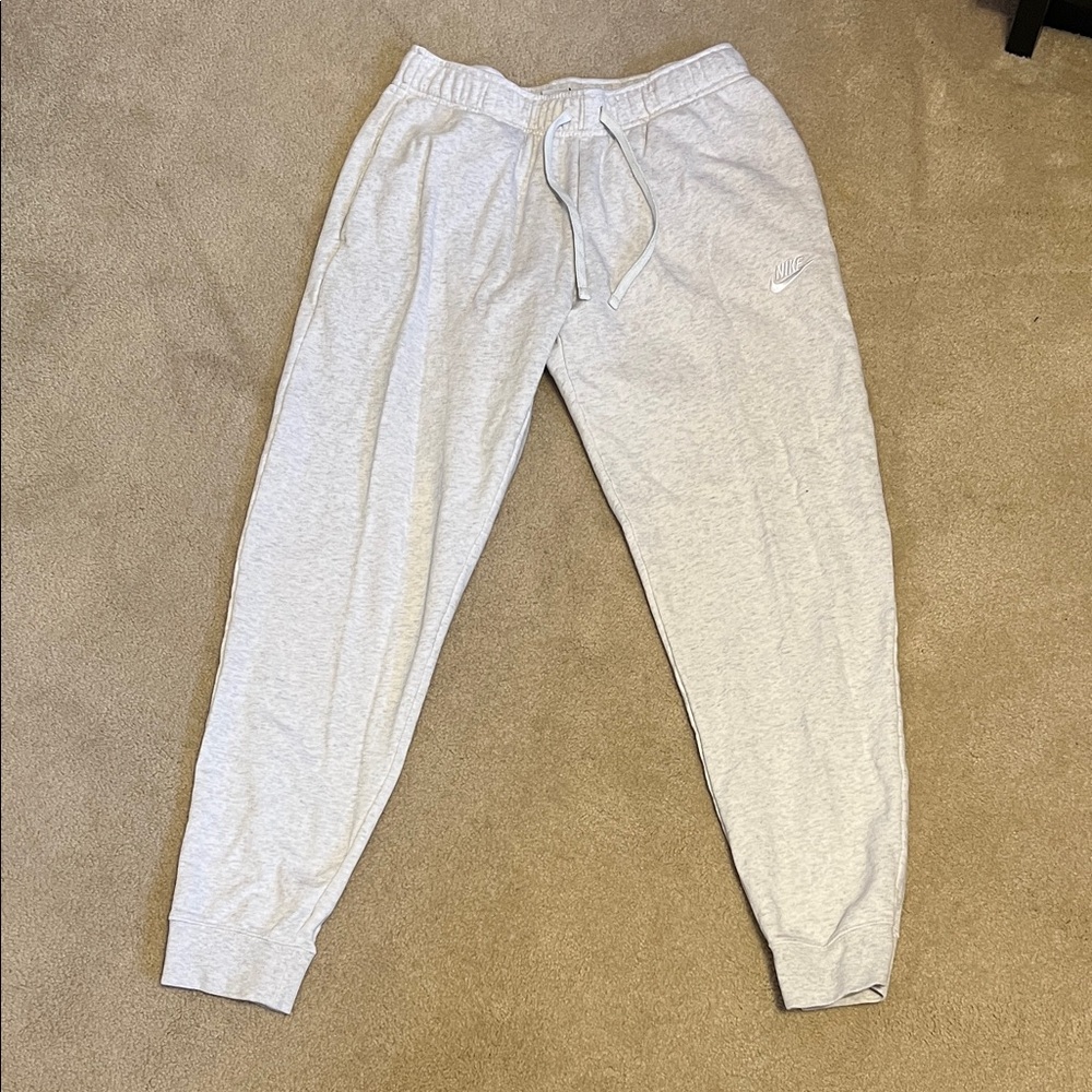 Nike Women's Heather Gray Joggers